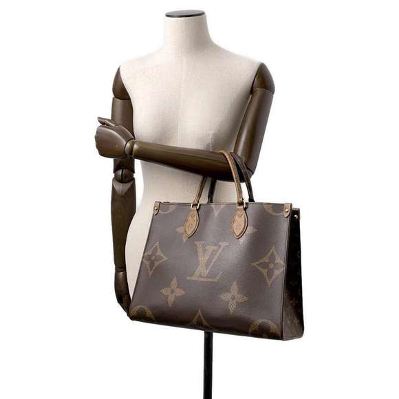 Louis Vuitton Go Reverse the MM Bag Handbag Giant Tote Monogram On - Picture 4 of 10